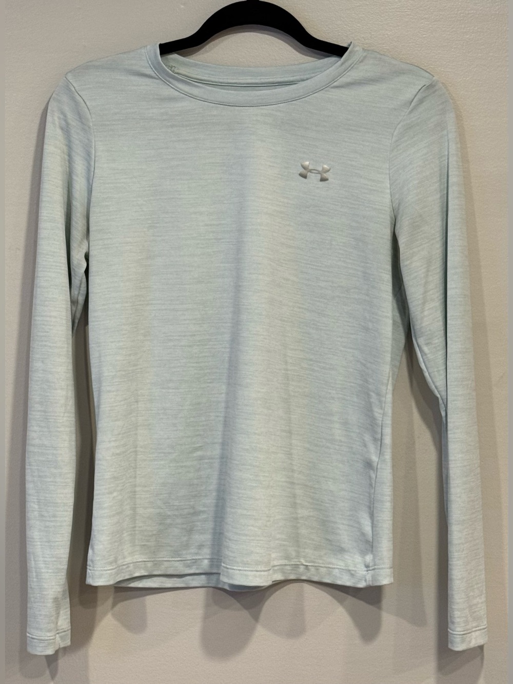 Under Armour Heatgear Loose Long-Sleeve Crewneck Light Blue Top Women’s Small - Picture 1 of 6